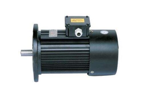 3千瓦单相电机多大电容适合？（电机电容选择及调试方法）