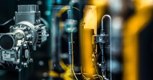 电机对拖怎么连接，电机与拖车连接方法