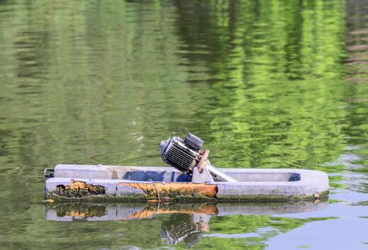 变控制电机启动电流，如何降低电机启动时的电流