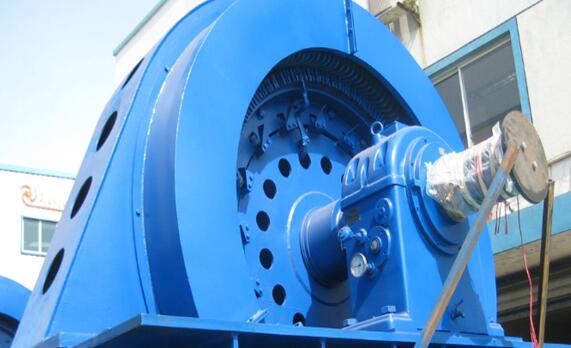 电机车速度和最大速度，电机车速度与最大速度的关系