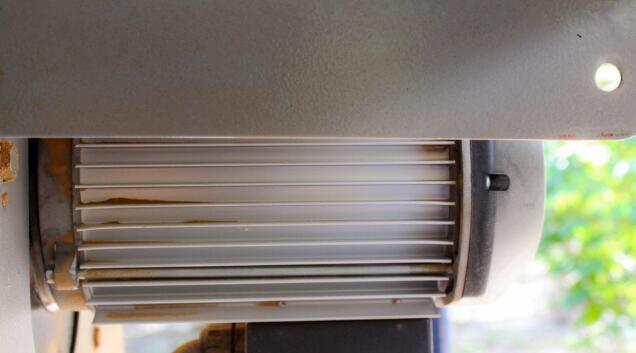 两相步进电机黄绿蓝红，了解两相步进电机的接线方法