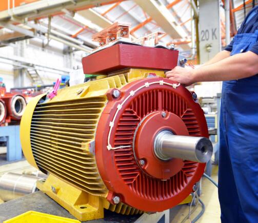 lm324n驱动电机，详解lm324n芯片的电机驱动原理